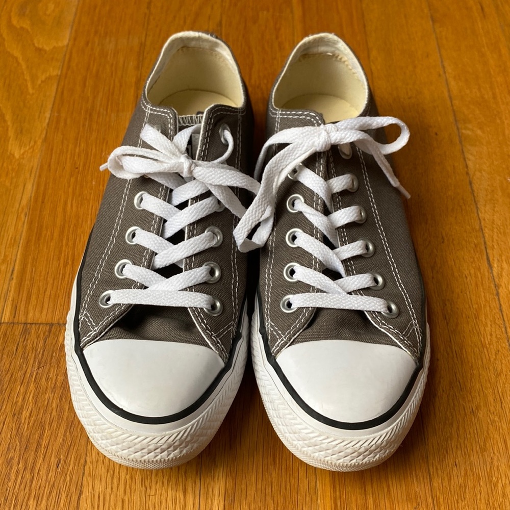 Converse Chuck Taylor All Star Classic Low Top- Gray